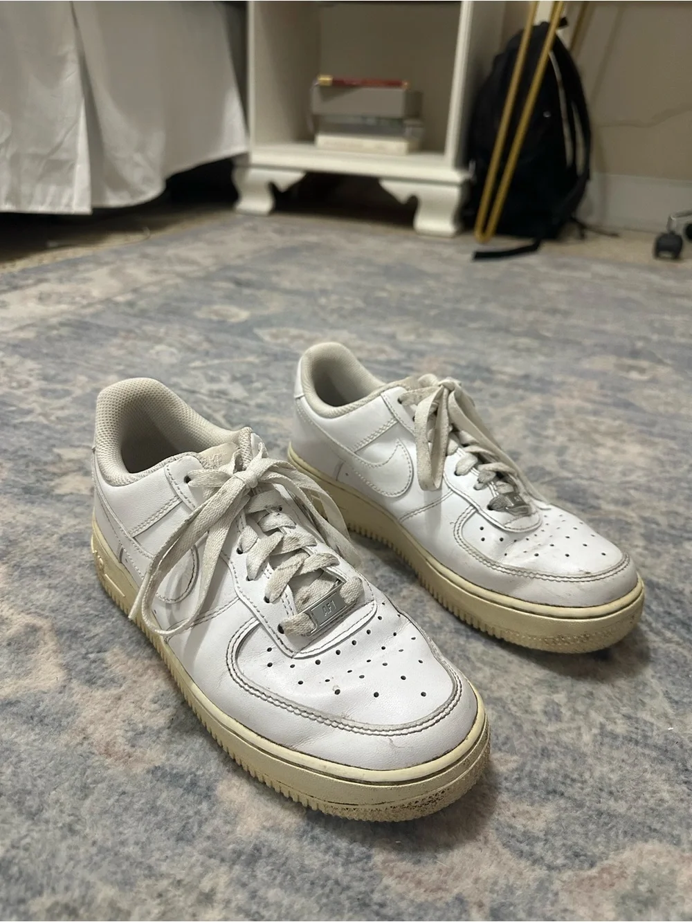 White Nike Air Force’s
